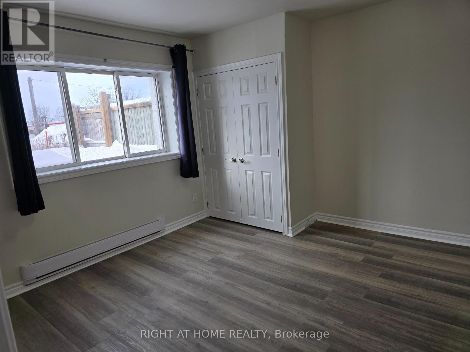 1347-1 - 1351 Marchand Street, Ottawa, Ontario  K1B 3N7 - Photo 2 - X12638660