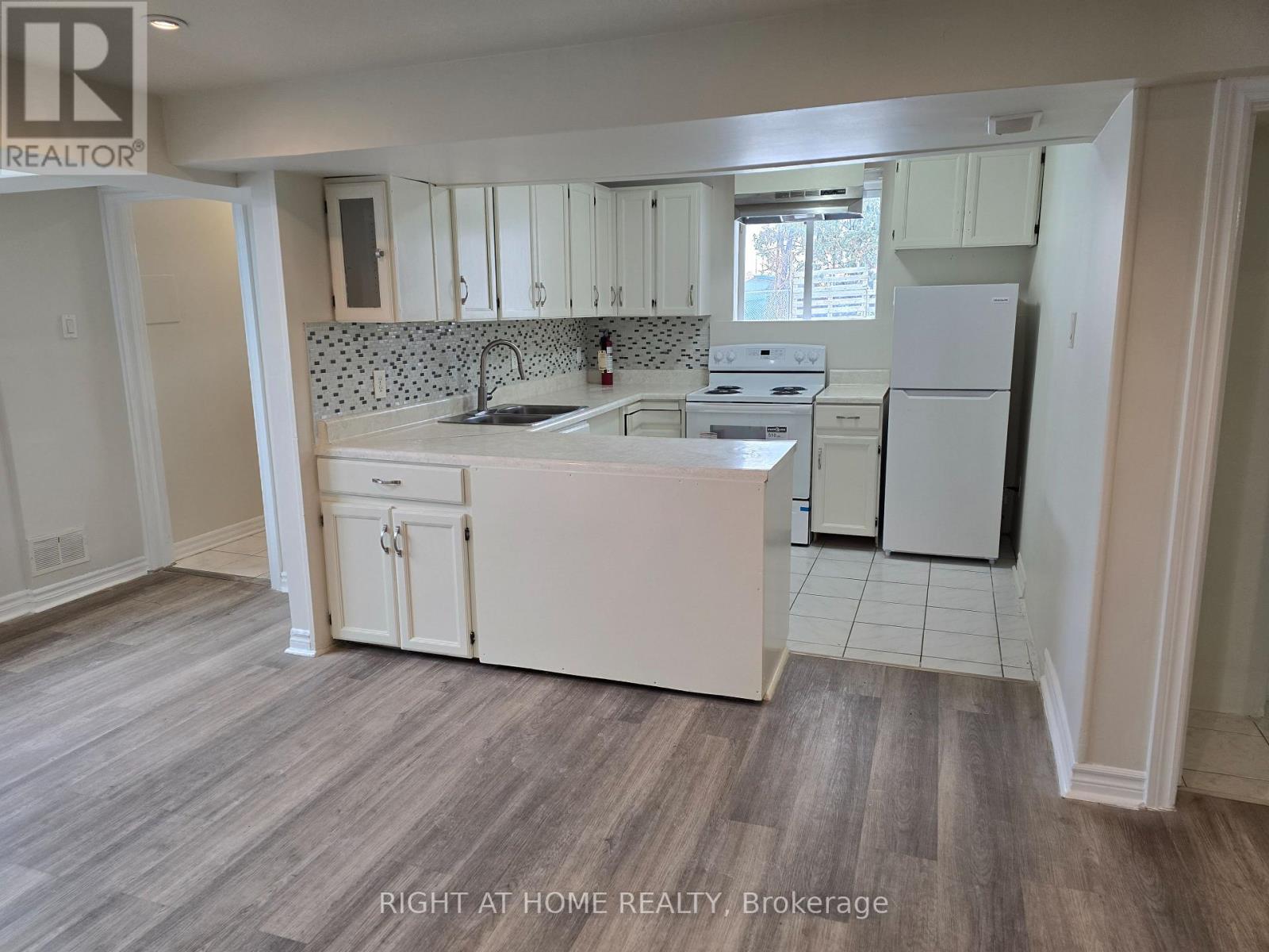 1347-1 - 1351 Marchand Street, Ottawa, Ontario  K1B 3N7 - Photo 5 - X12638660