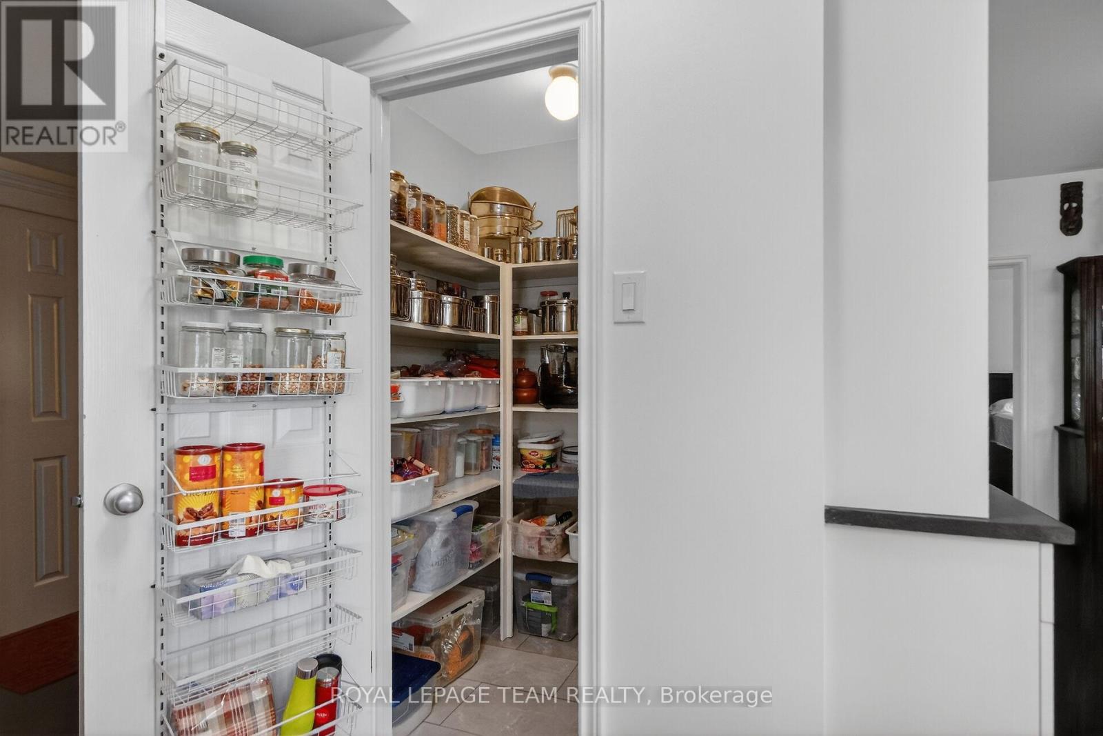 101 - 351 Bayrose Drive, Ottawa, Ontario K2J 5W3 - Photo 12 - X12638694