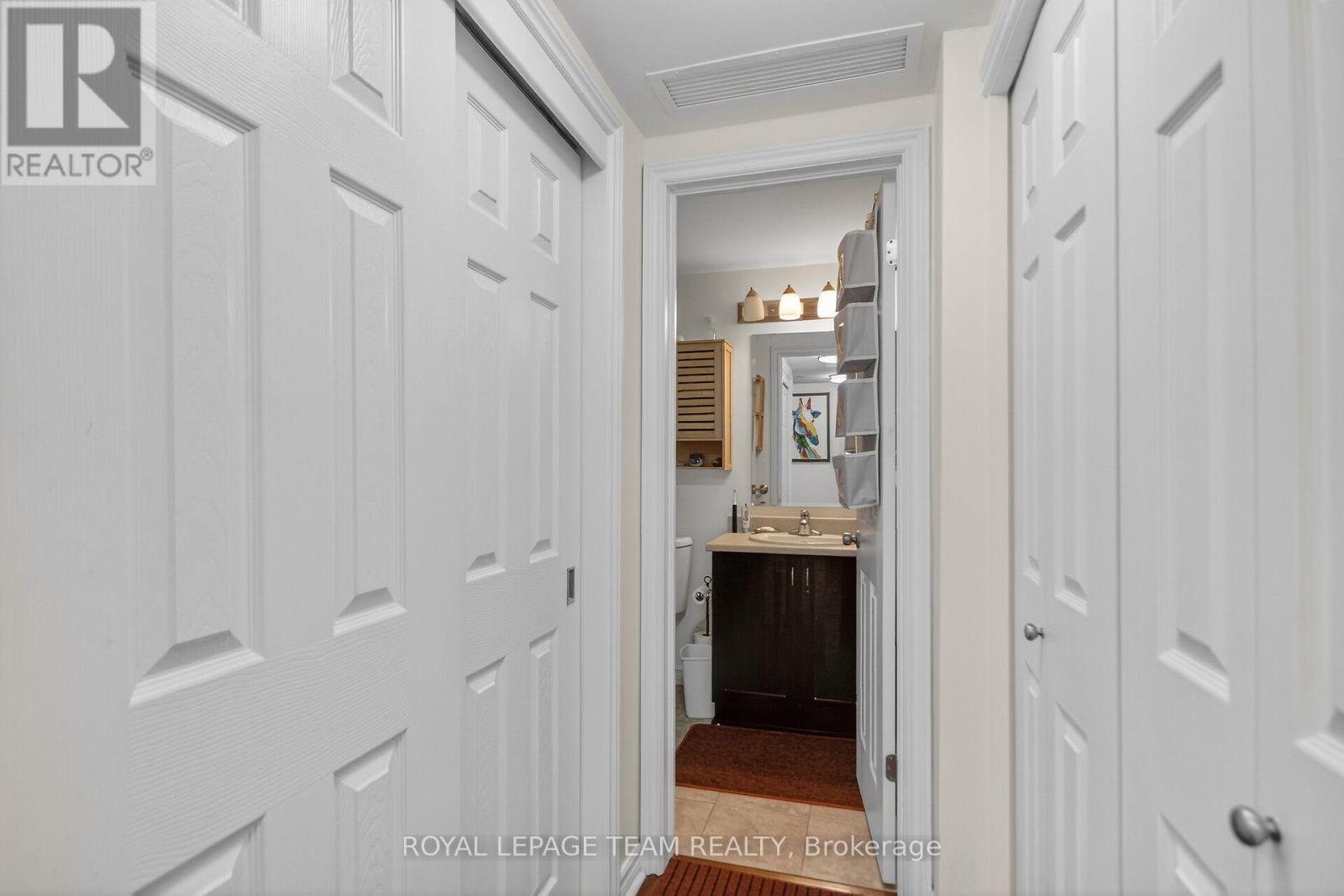 101 - 351 Bayrose Drive, Ottawa, Ontario K2J 5W3 - Photo 7 - X12638694