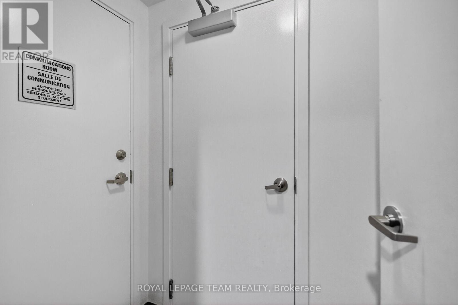 101 - 351 Bayrose Drive, Ottawa, Ontario K2J 5W3 - Photo 9 - X12638694