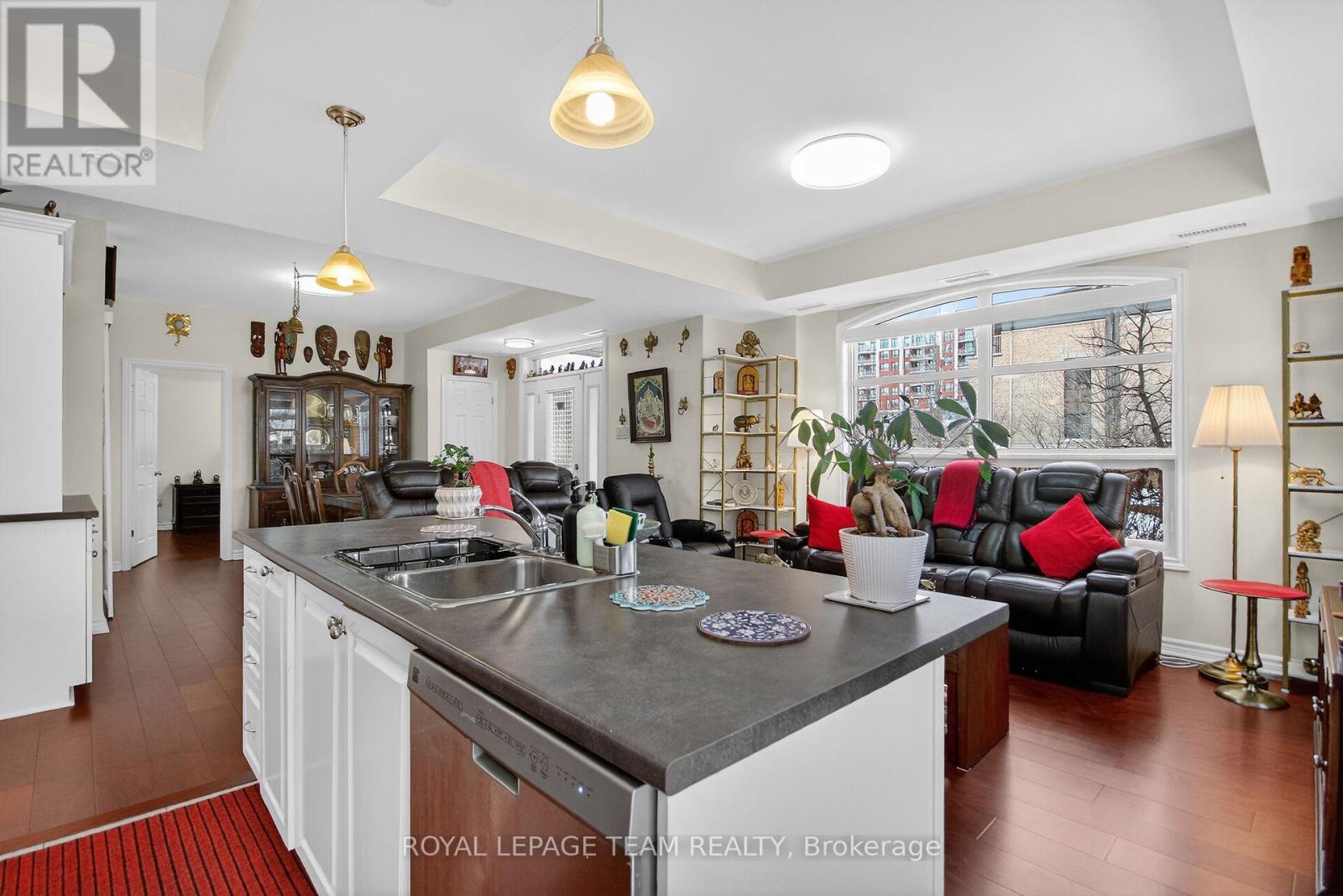 101 - 351 Bayrose Drive, Ottawa, Ontario  K2J 5W3 - Photo 12 - X12638702