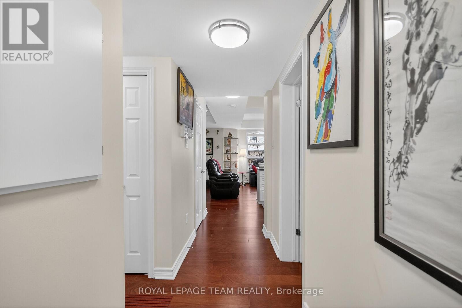 101 - 351 Bayrose Drive, Ottawa, Ontario  K2J 5W3 - Photo 4 - X12638702