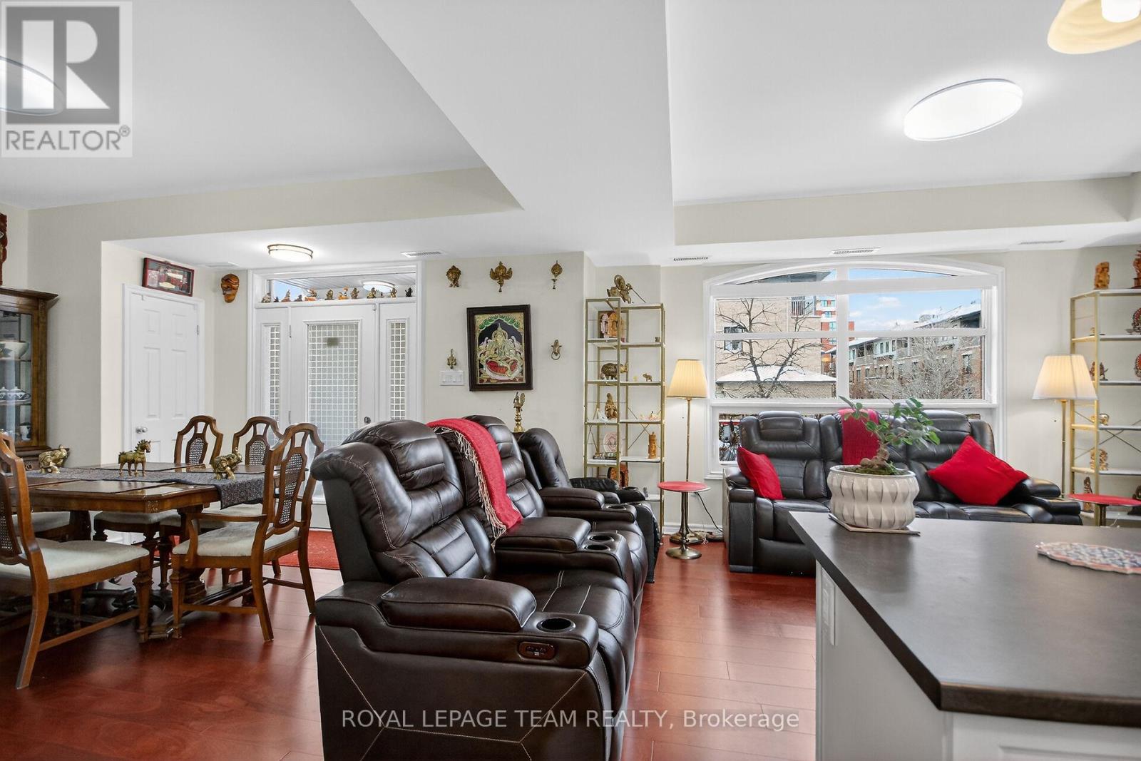 101 - 351 Bayrose Drive, Ottawa, Ontario  K2J 5W3 - Photo 6 - X12638702