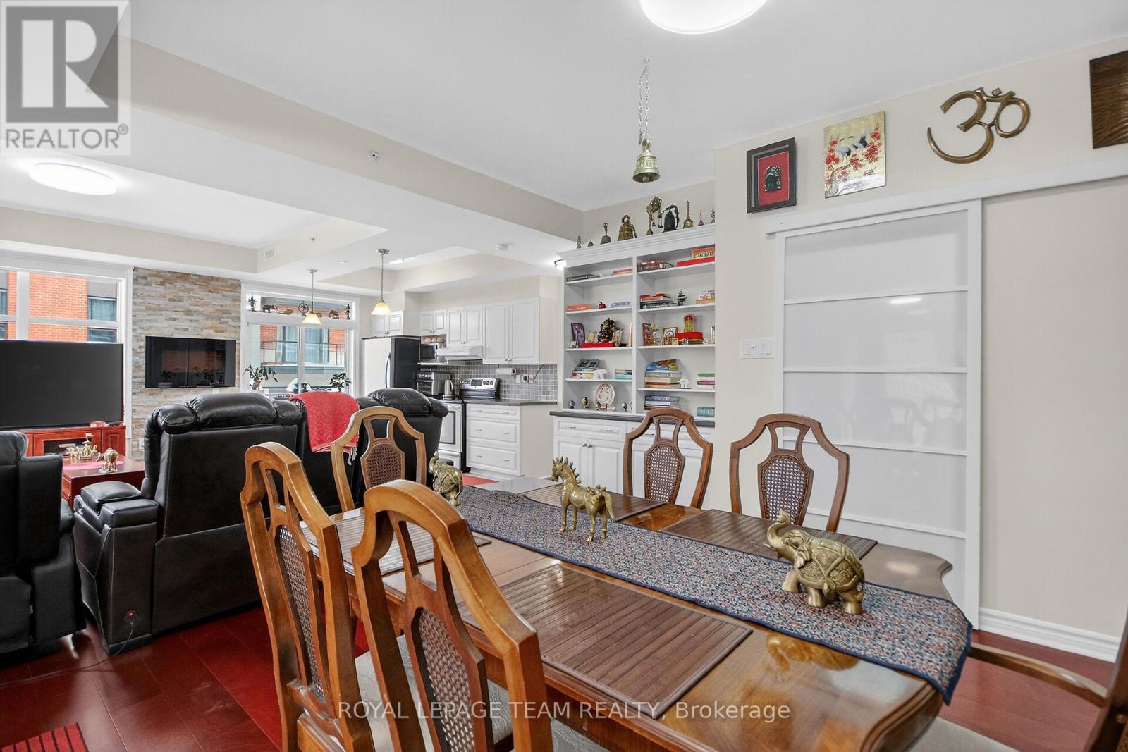 101 - 351 Bayrose Drive, Ottawa, Ontario  K2J 5W3 - Photo 8 - X12638702