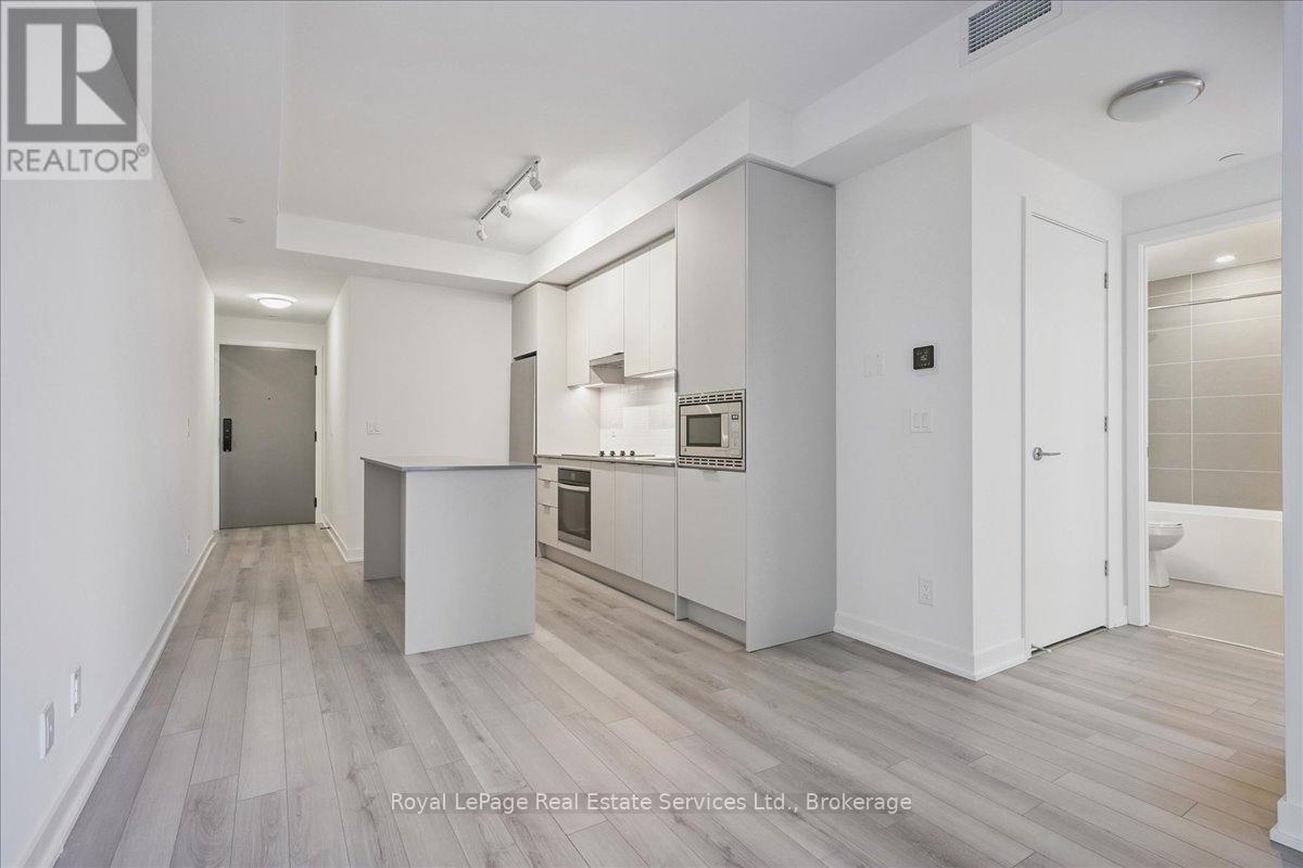 910b - 3071 Trafalgar Road, Oakville, Ontario  L6H 8C6 - Photo 18 - W12638632