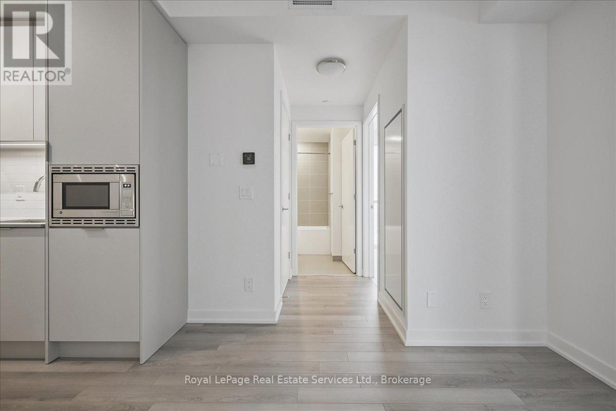 910b - 3071 Trafalgar Road, Oakville, Ontario  L6H 8C6 - Photo 21 - W12638632