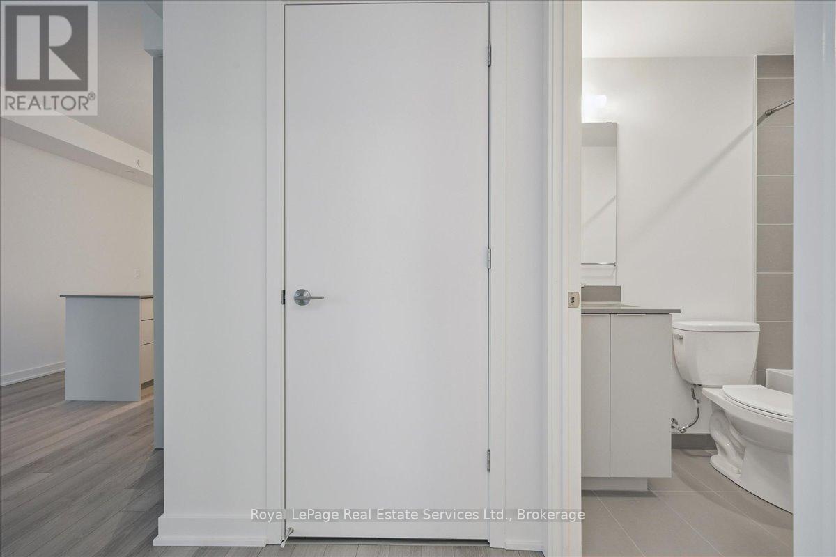 910b - 3071 Trafalgar Road, Oakville, Ontario  L6H 8C6 - Photo 24 - W12638632