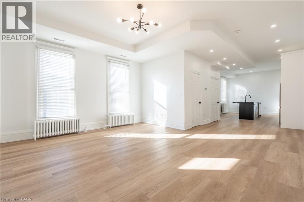 322 Mount Albion Road Unit# B, Hamilton, Ontario  L8K 5T2 - Photo 5 - 40794283