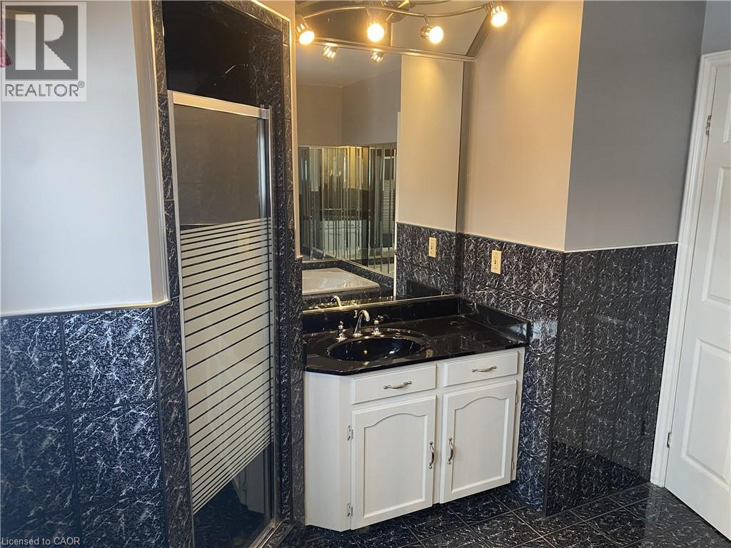 38 Eleventh Road E, Stoney Creek, Ontario L8J 3N5 - Photo 18 - 40794267