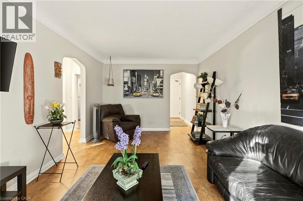 1253 Main Street W Unit# 3, Hamilton, Ontario  L8S 1C4 - Photo 13 - 40781678