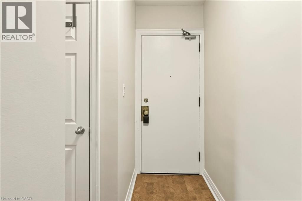 1253 Main Street W Unit# 3, Hamilton, Ontario  L8S 1C4 - Photo 9 - 40781678