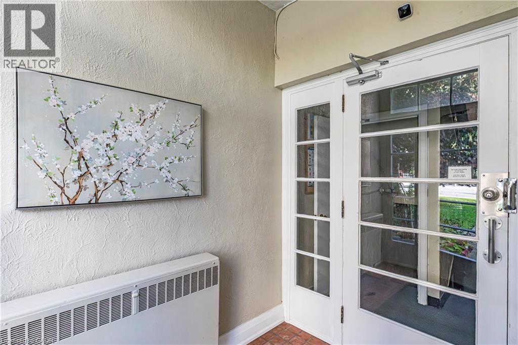 1253 Main Street W Unit# 3, Hamilton, Ontario  L8S 1C4 - Photo 5 - 40781678