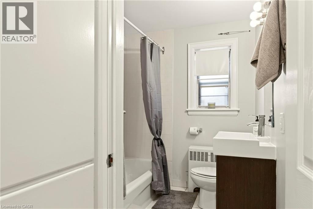 1253 Main Street W Unit# 3, Hamilton, Ontario  L8S 1C4 - Photo 37 - 40781678