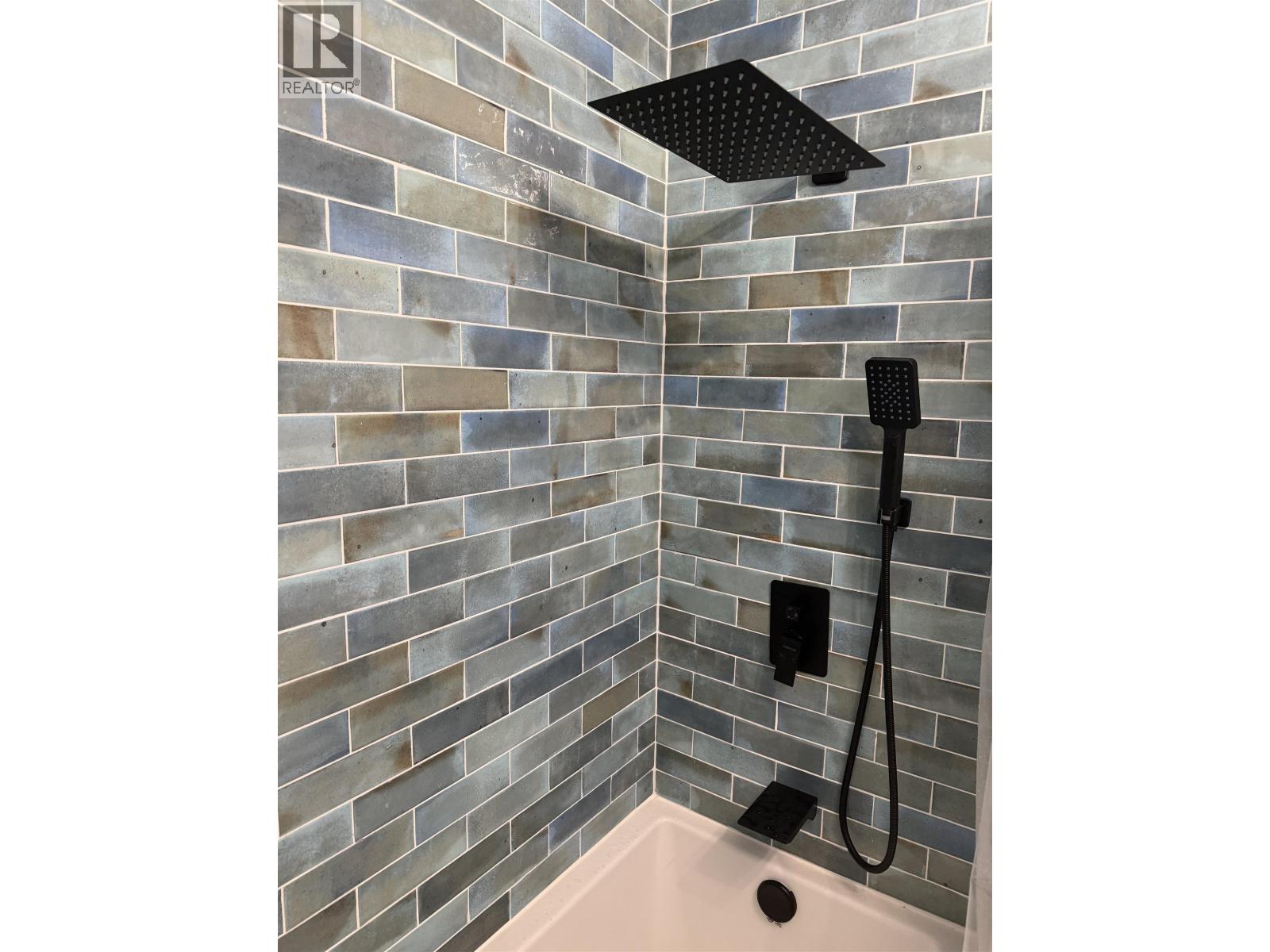 658 Pender Place, Port Coquitlam, British Columbia  V3B 7M2 - Photo 21 - R3073979