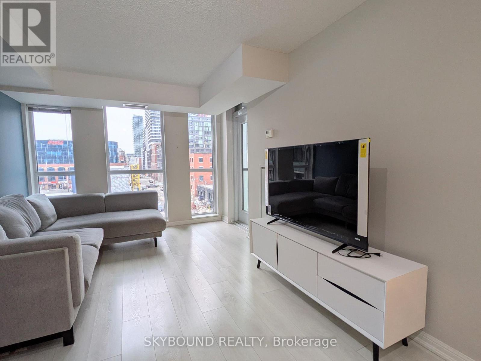 620 - 400 Adelaide Street E, Toronto (Moss Park), Ontario  M5A 4S3 - Photo 10 - C12638704