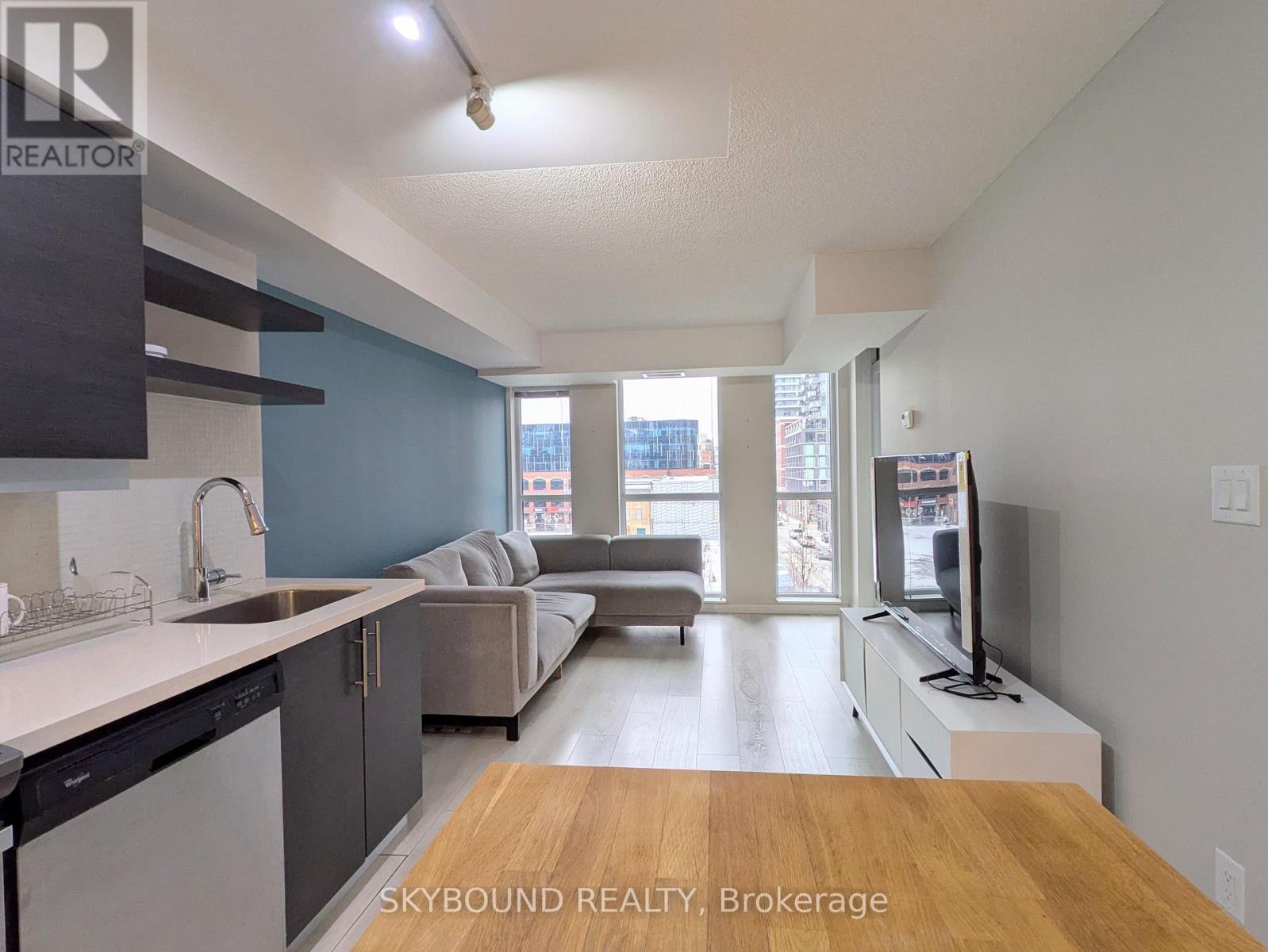 620 - 400 Adelaide Street E, Toronto (Moss Park), Ontario  M5A 4S3 - Photo 8 - C12638704