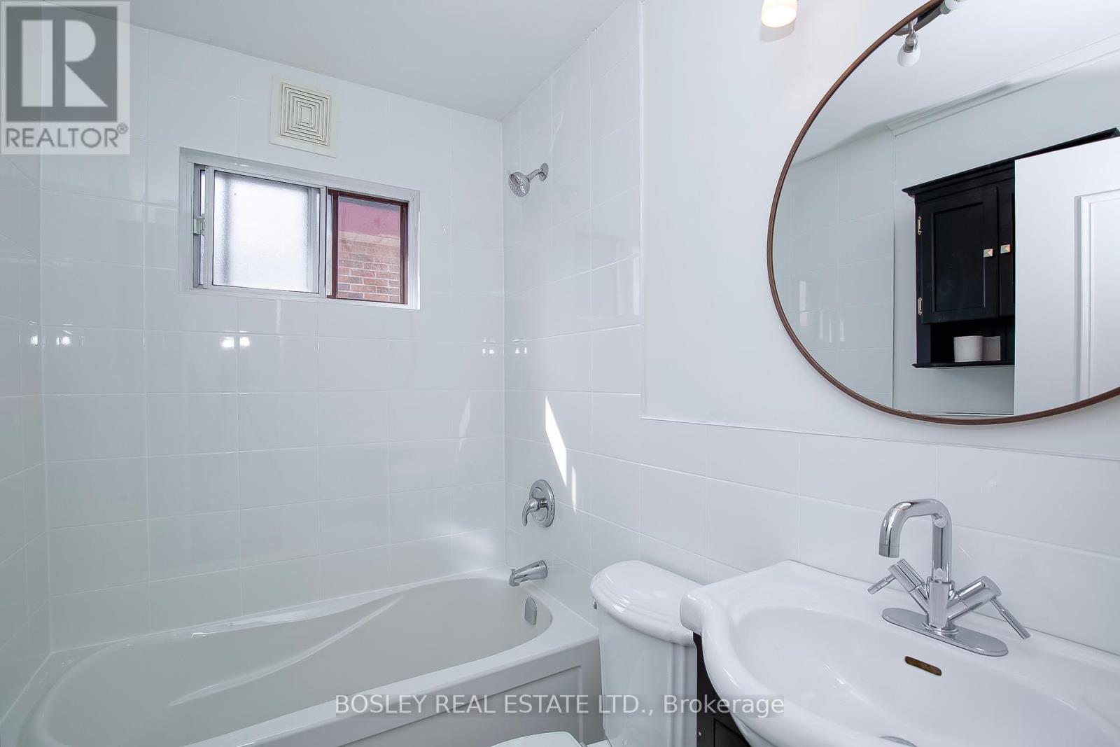 122 Lisgar Street, Toronto, Ontario  M6J 3G3 - Photo 15 - C12638732