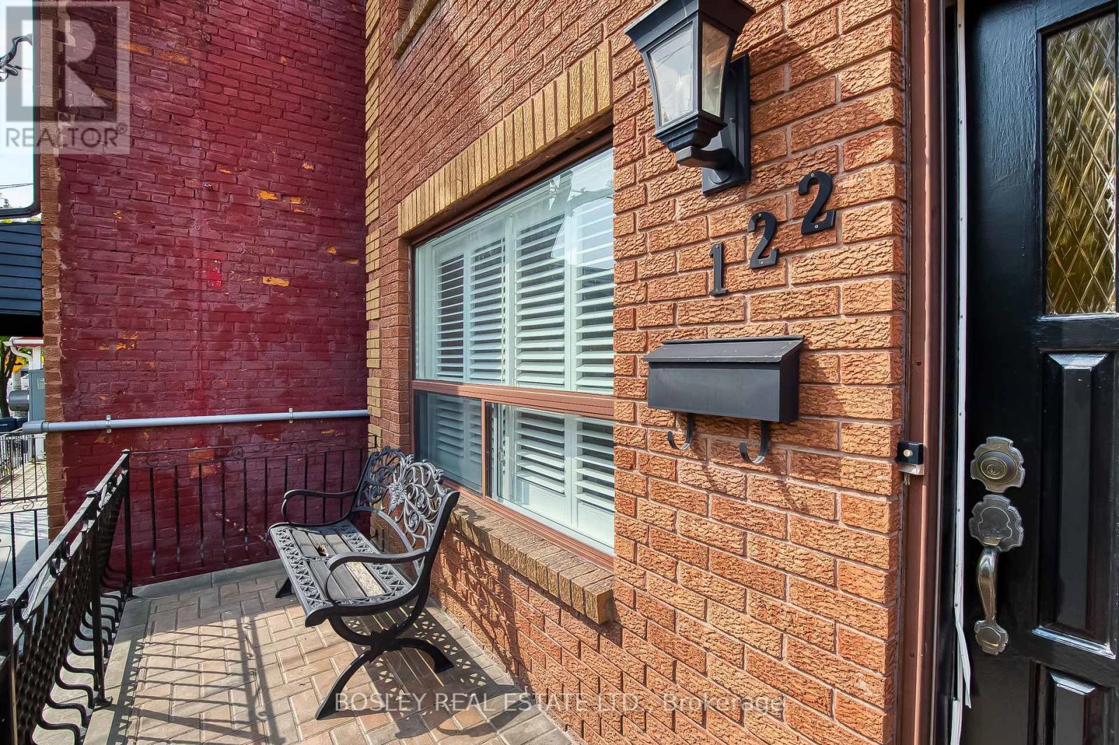 122 Lisgar Street, Toronto, Ontario  M6J 3G3 - Photo 3 - C12638732