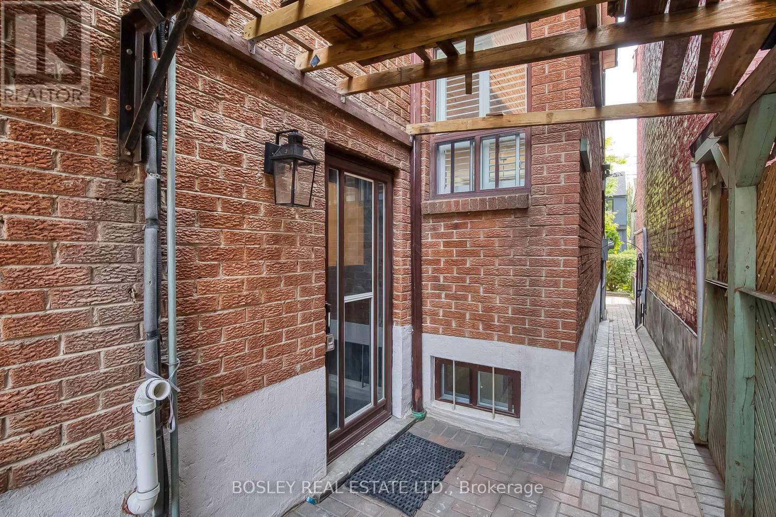 122 Lisgar Street, Toronto, Ontario  M6J 3G3 - Photo 34 - C12638732