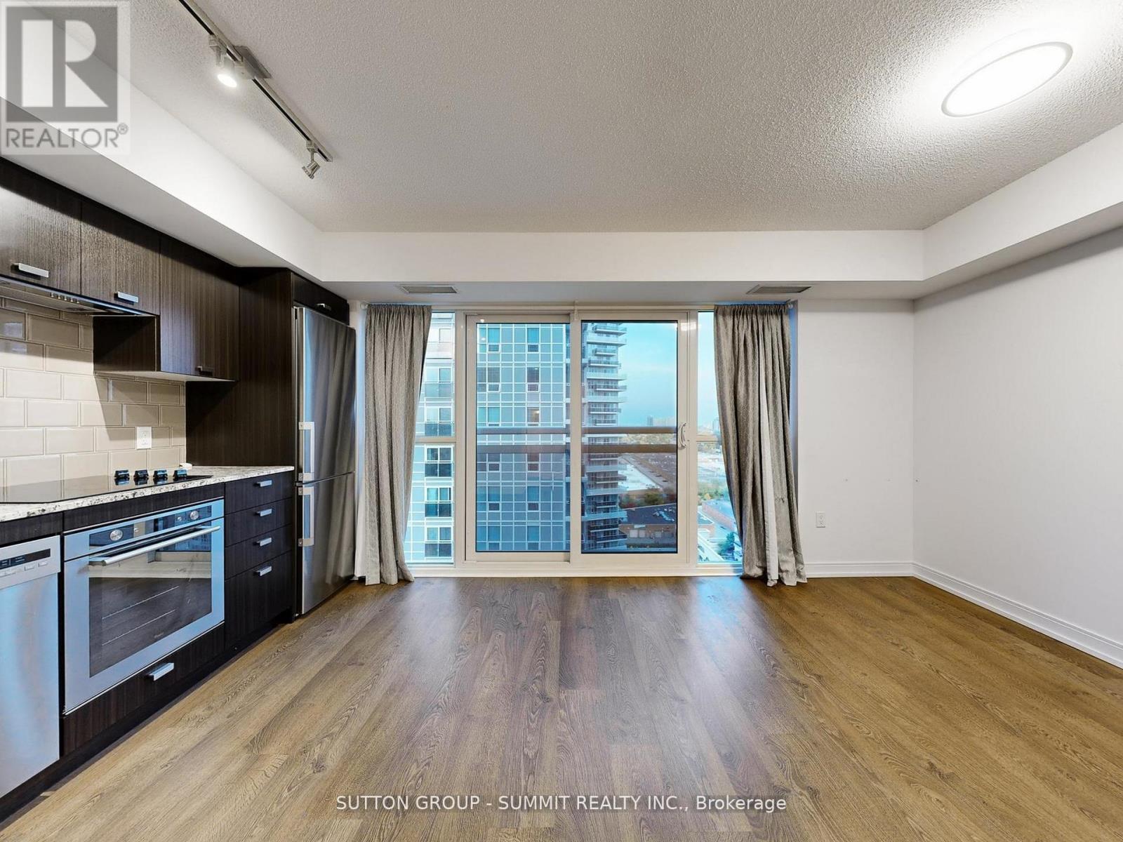 1717 - 275 Village Green Square, Toronto, Ontario M1S 0L8 - Photo 5 - E12638656