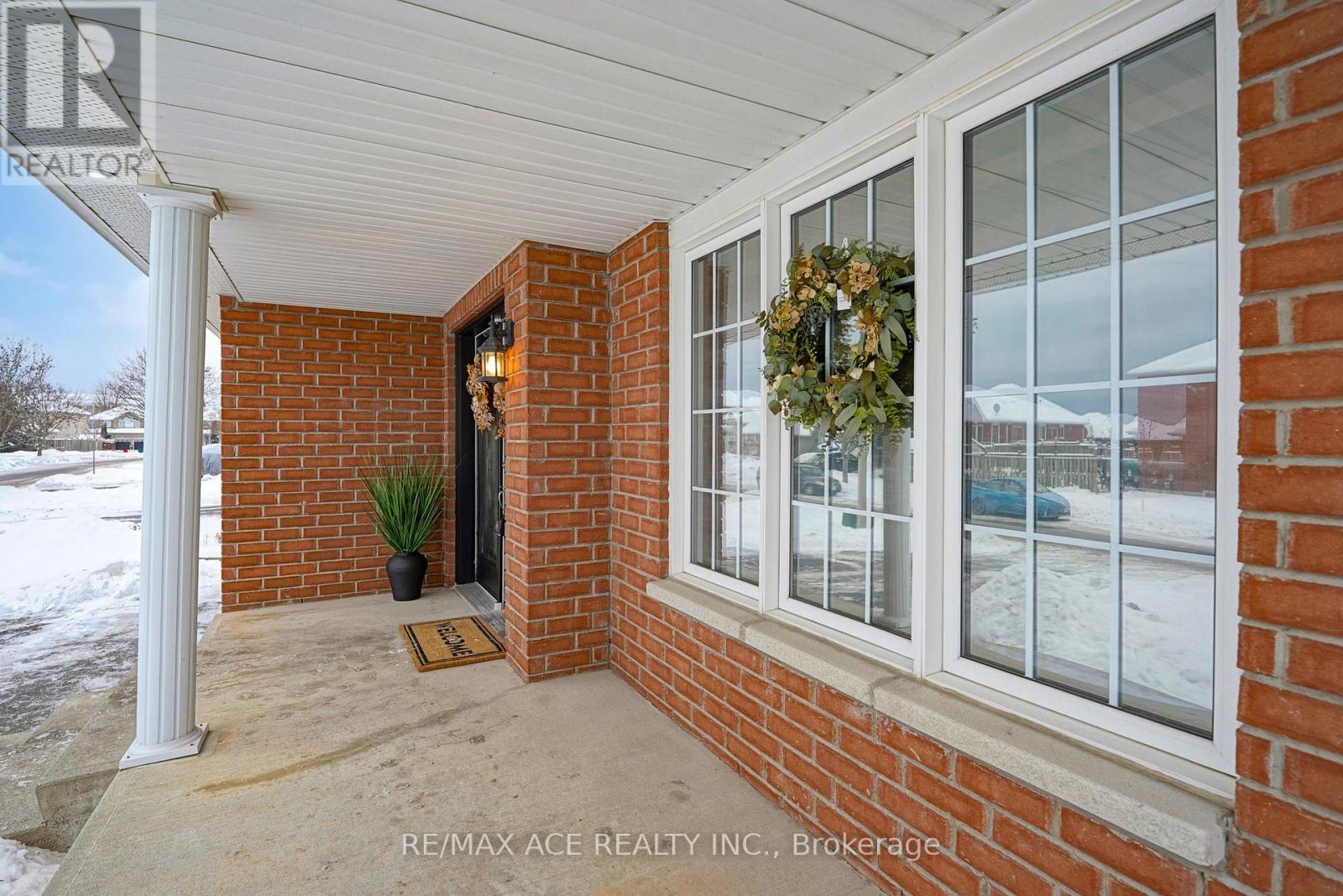 66 William Jose Court, Clarington, Ontario  L1B 1N7 - Photo 5 - E12638658