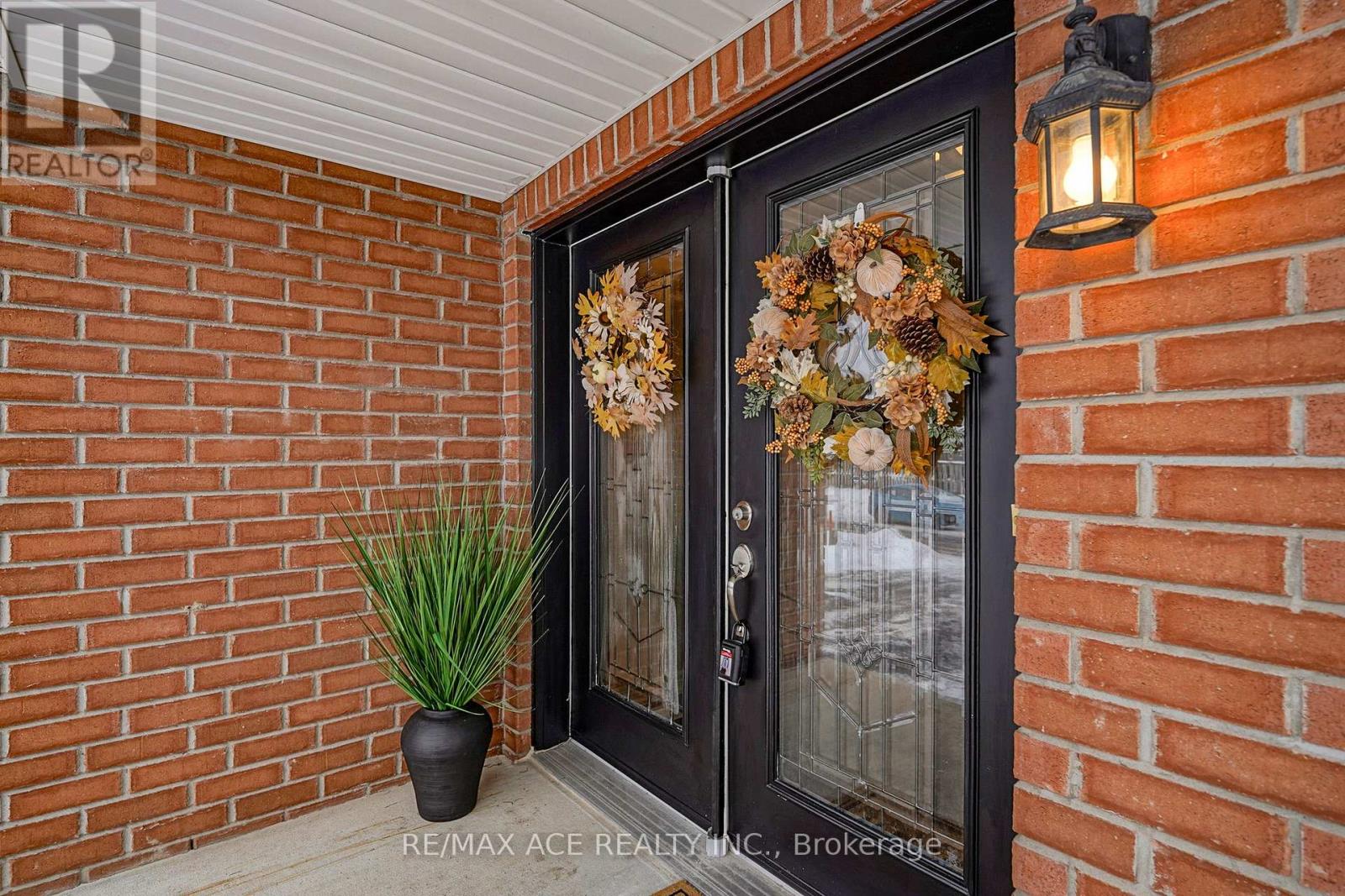 66 William Jose Court, Clarington, Ontario  L1B 1N7 - Photo 7 - E12638658