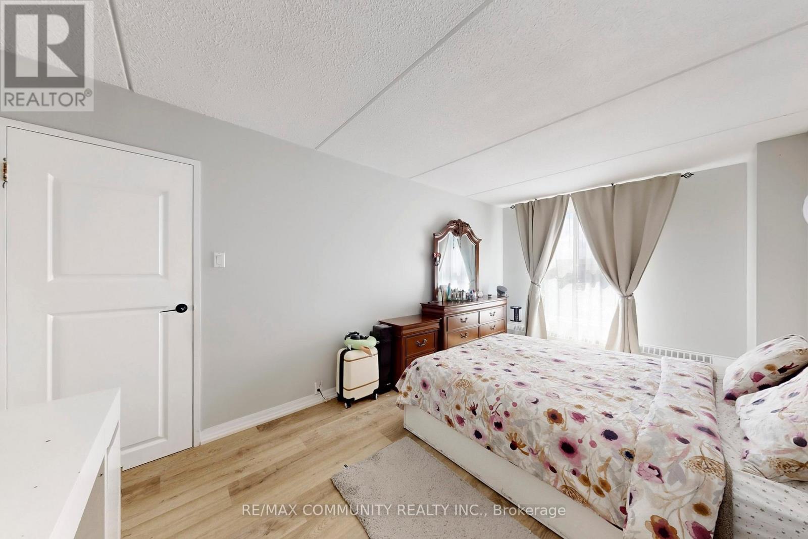 213 - 2 Glamorgan Avenue, Toronto, Ontario  M1P 2M8 - Photo 24 - E12638678
