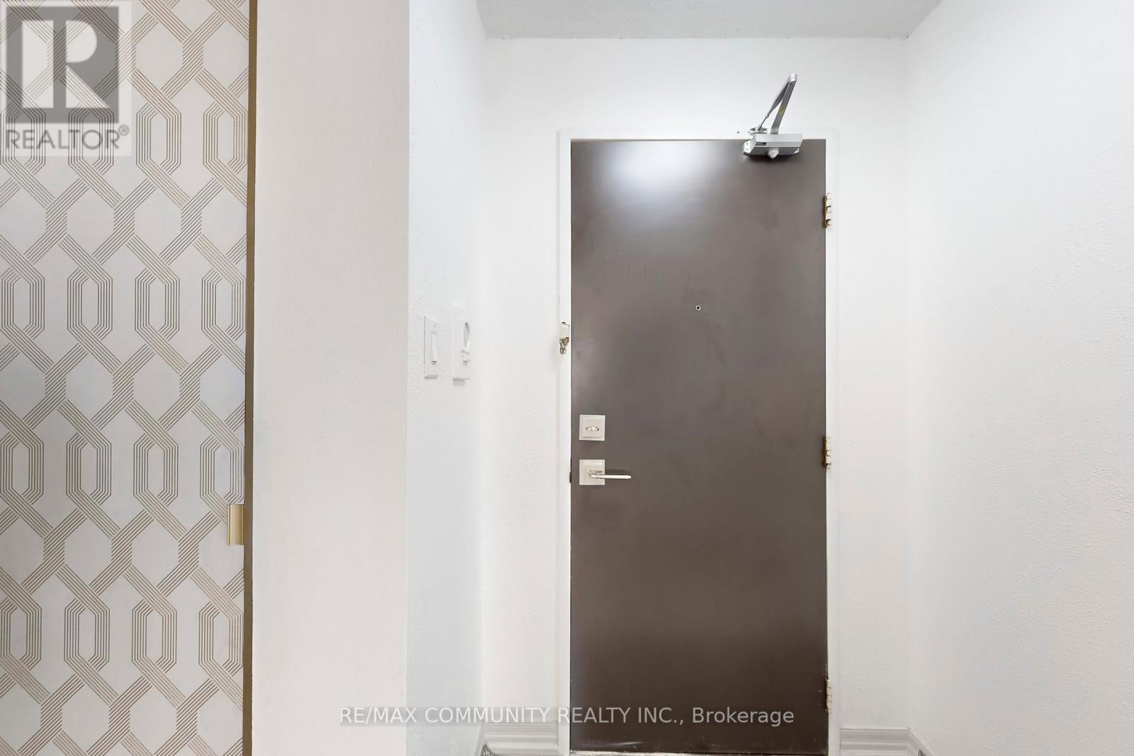 213 - 2 Glamorgan Avenue, Toronto, Ontario  M1P 2M8 - Photo 29 - E12638678