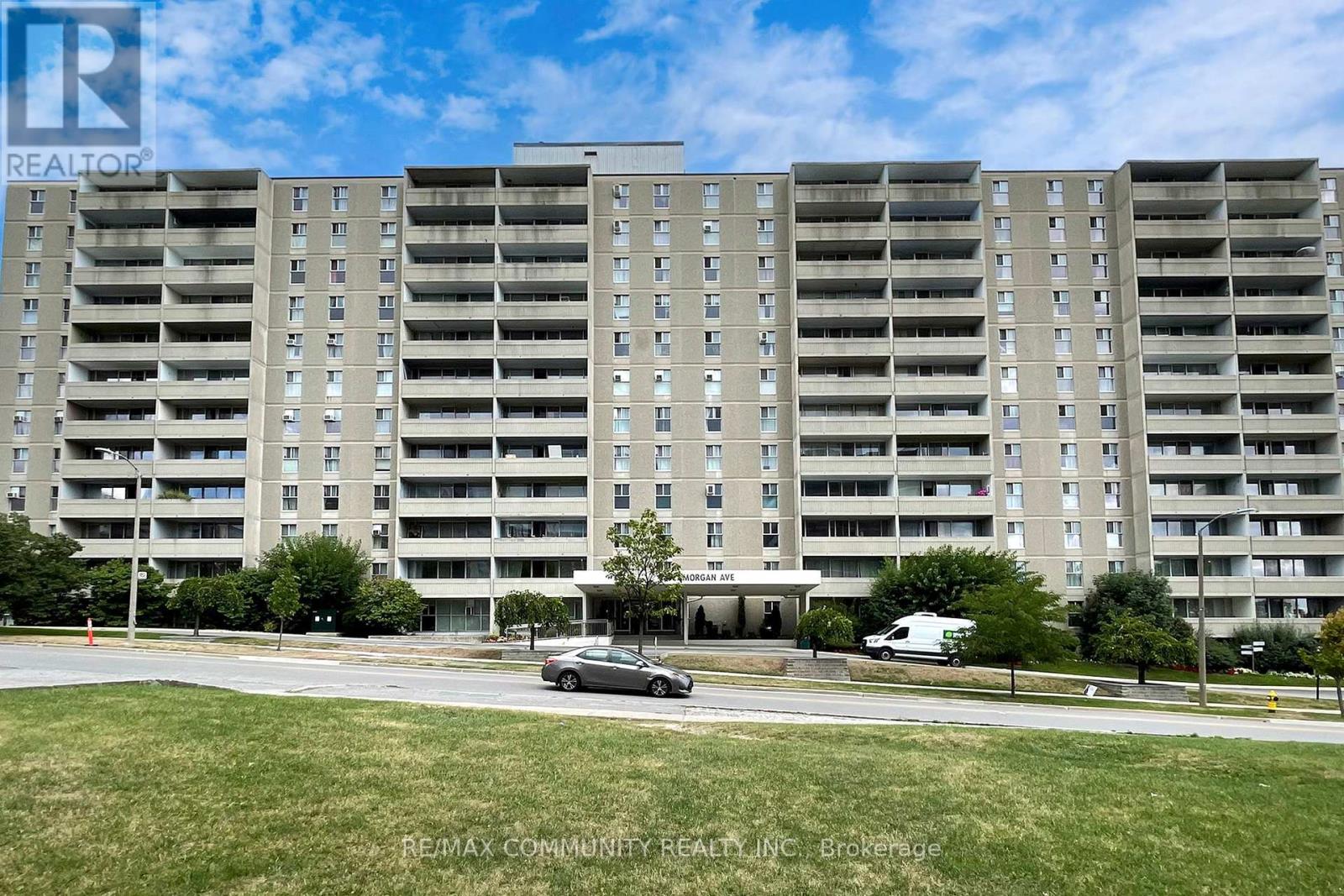 213 - 2 Glamorgan Avenue, Toronto, Ontario  M1P 2M8 - Photo 3 - E12638678