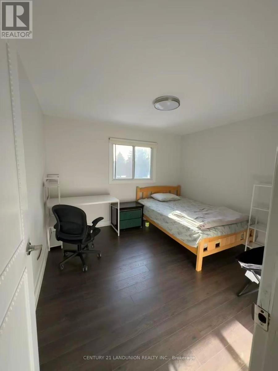 (Bedroom) - 11 Post Horn Grove, Toronto (Agincourt North), Ontario  M1S 3N3 - Photo 5 - E12638698