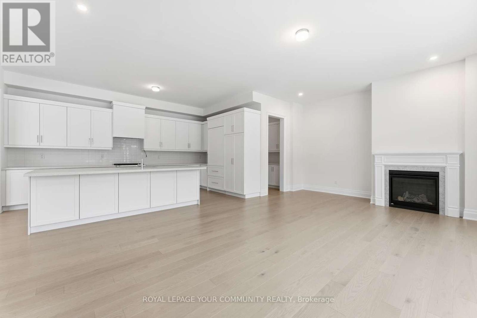 15 Saxby Farm Avenue, King (King City), Ontario  L7B 1K5 - Photo 14 - N12638608