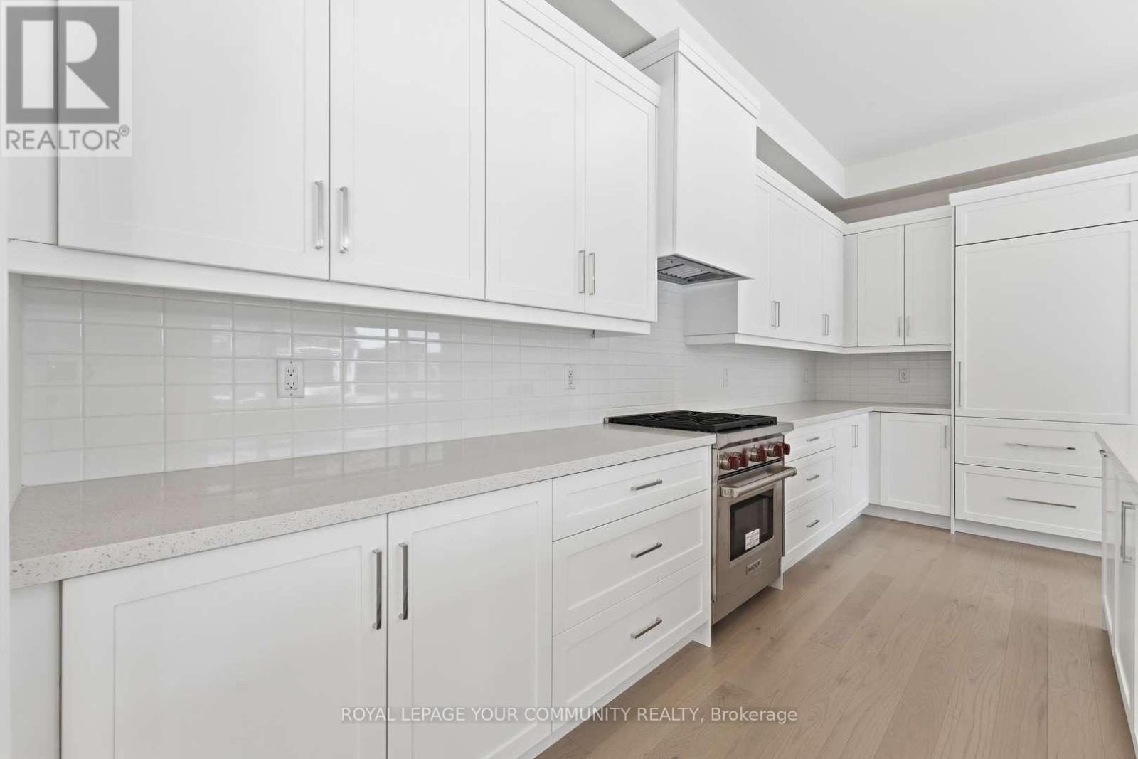 15 Saxby Farm Avenue, King (King City), Ontario  L7B 1K5 - Photo 19 - N12638608