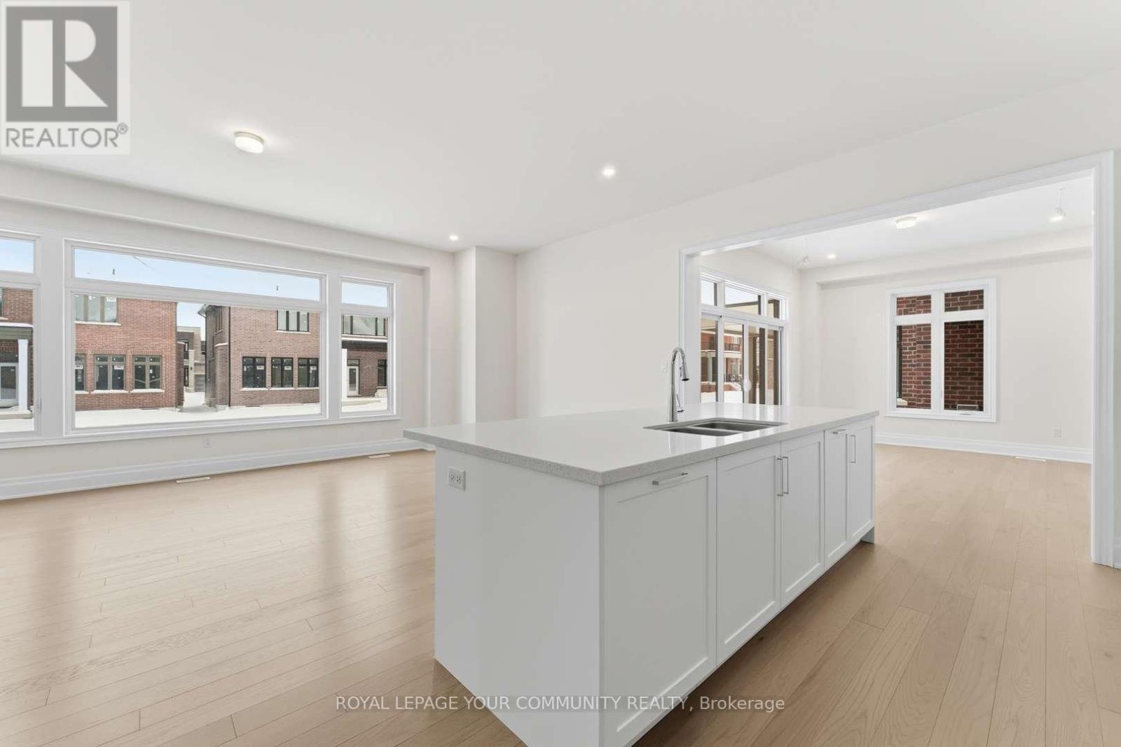 15 Saxby Farm Avenue, King (King City), Ontario  L7B 1K5 - Photo 21 - N12638608