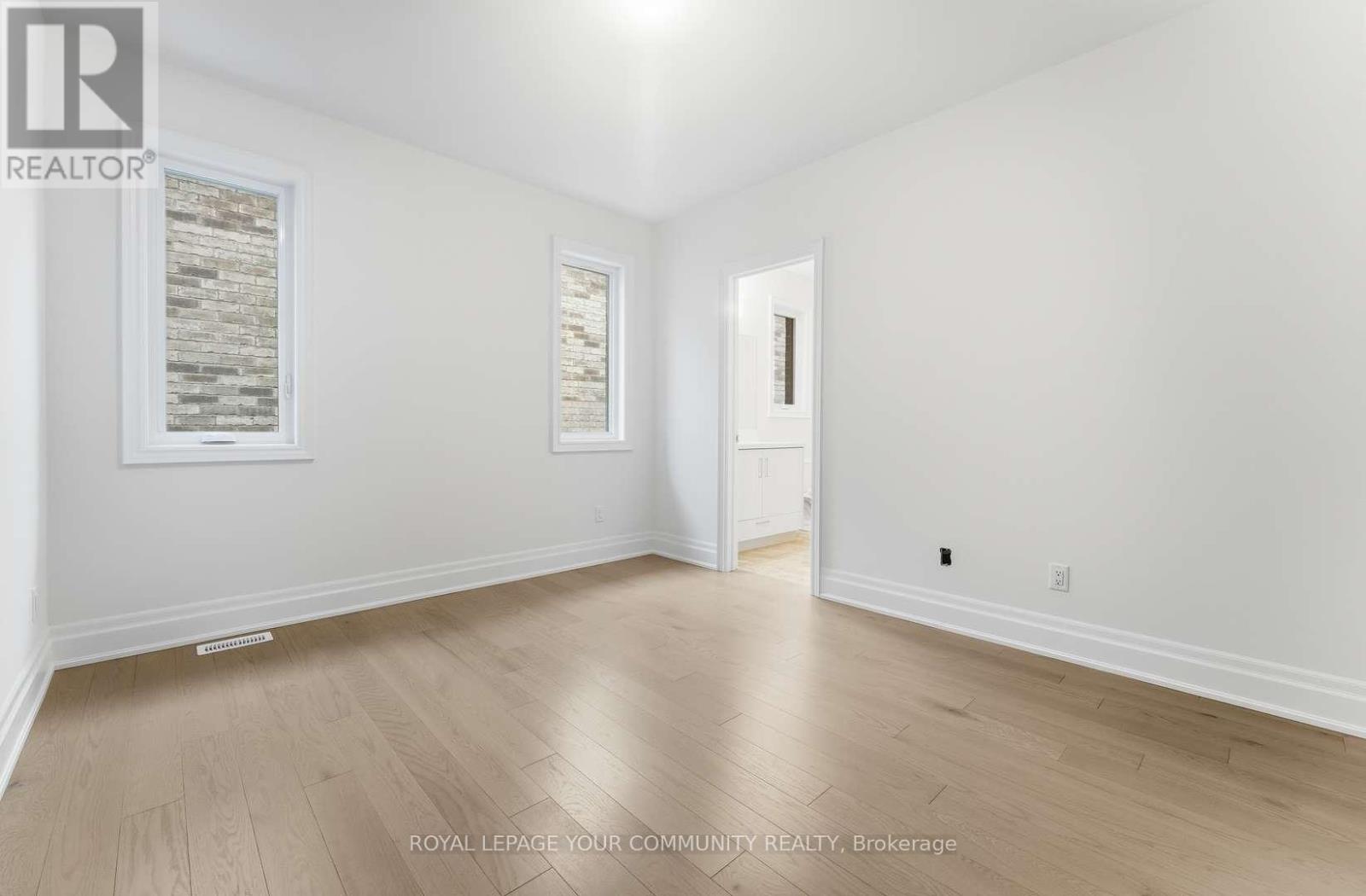 15 Saxby Farm Avenue, King (King City), Ontario  L7B 1K5 - Photo 30 - N12638608