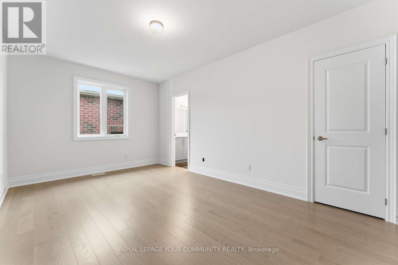 15 Saxby Farm Avenue, King (King City), Ontario  L7B 1K5 - Photo 38 - N12638608