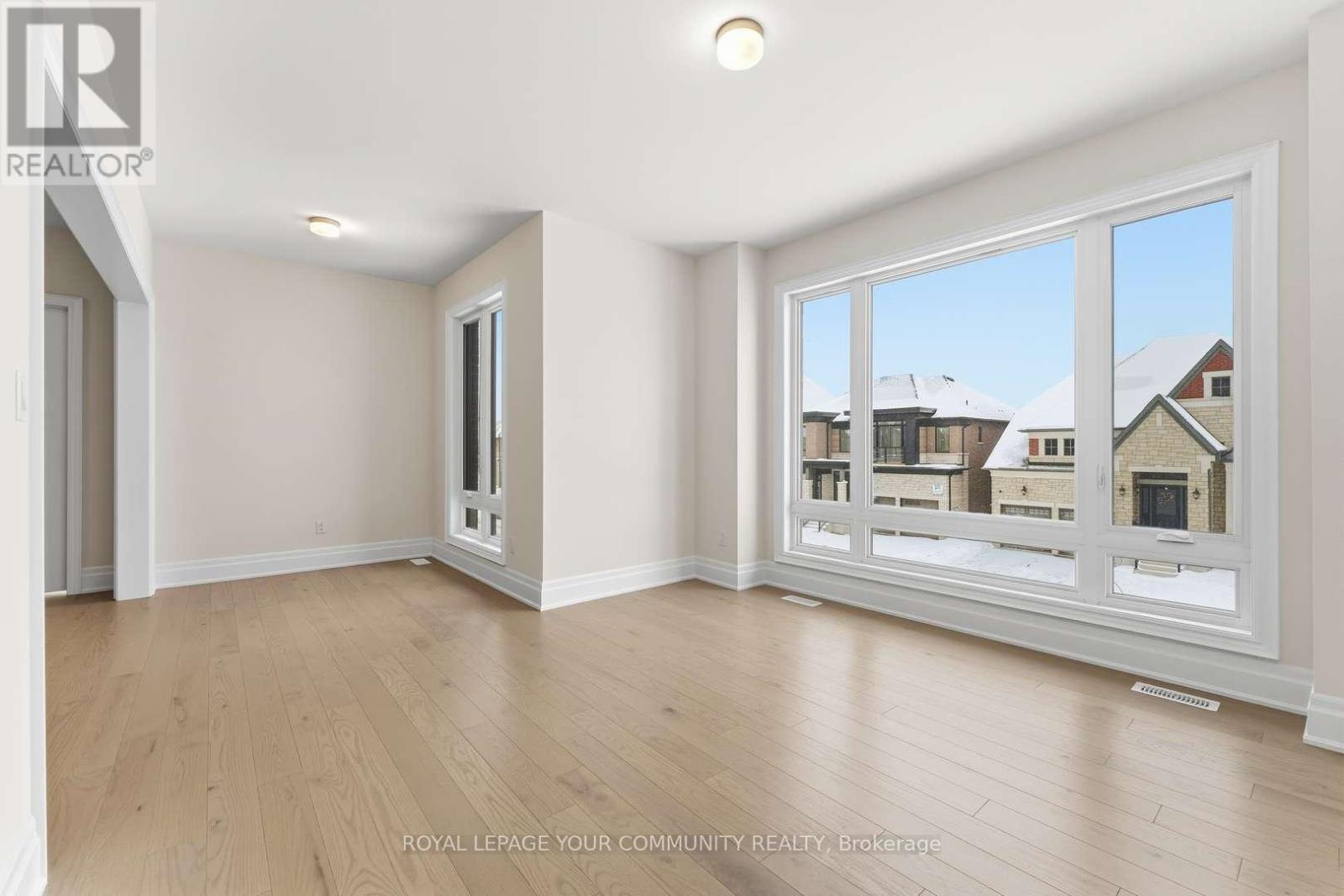 15 Saxby Farm Avenue, King (King City), Ontario  L7B 1K5 - Photo 43 - N12638608