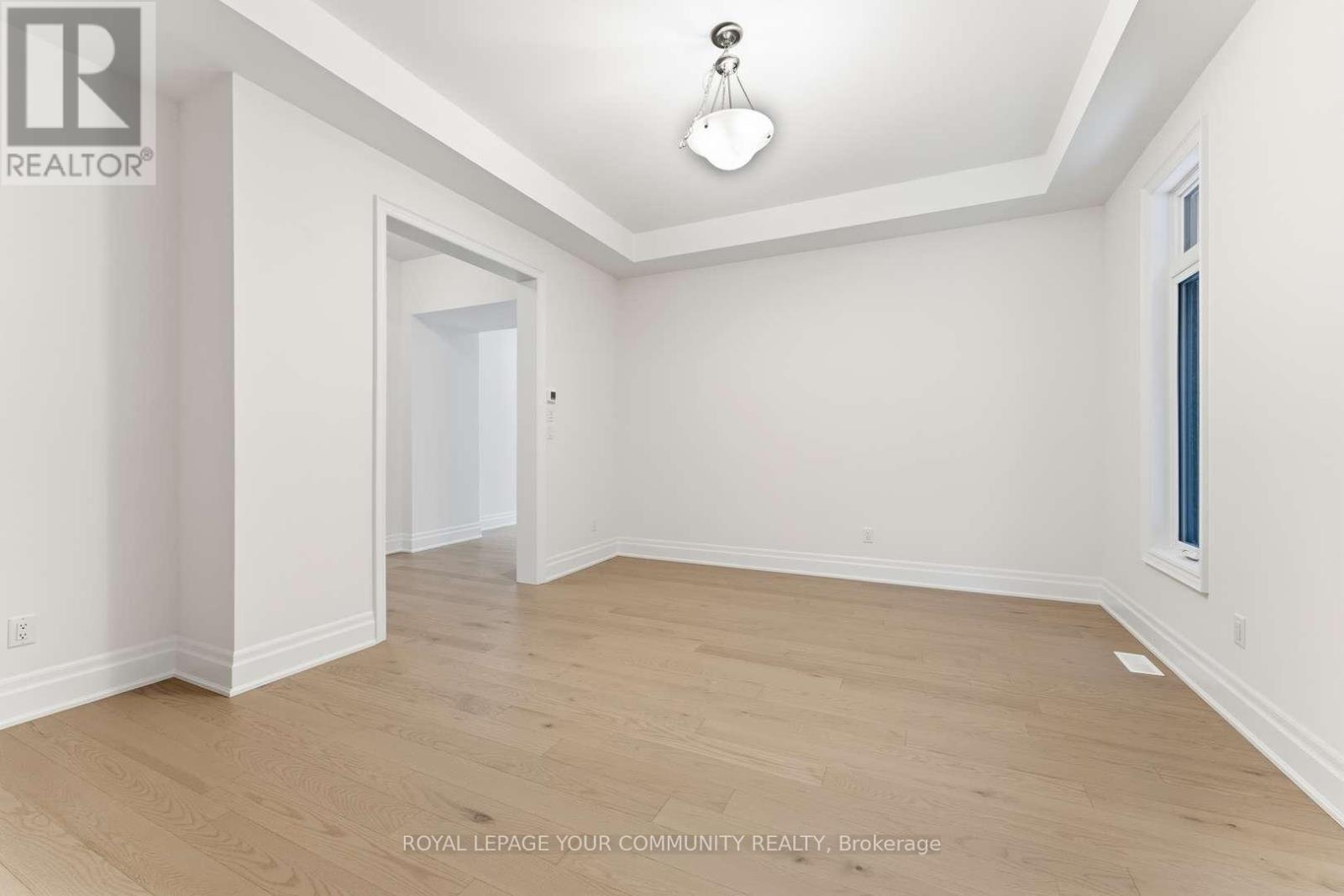 15 Saxby Farm Avenue, King (King City), Ontario  L7B 1K5 - Photo 8 - N12638608