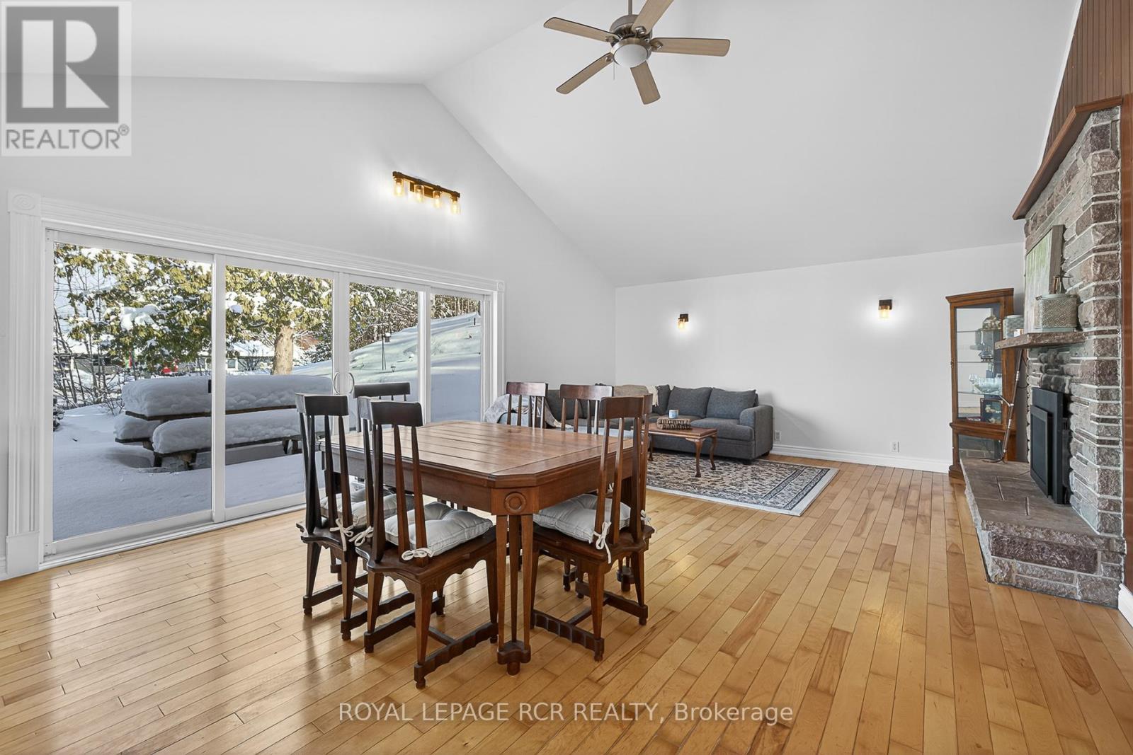 5555 Mount Albert Road, East Gwillimbury (Mt Albert), Ontario  L0G 1M0 - Photo 12 - N12638652