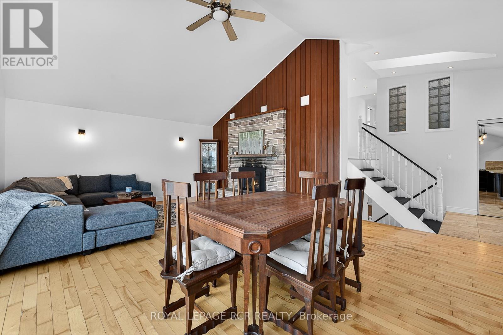 5555 Mount Albert Road, East Gwillimbury (Mt Albert), Ontario  L0G 1M0 - Photo 13 - N12638652