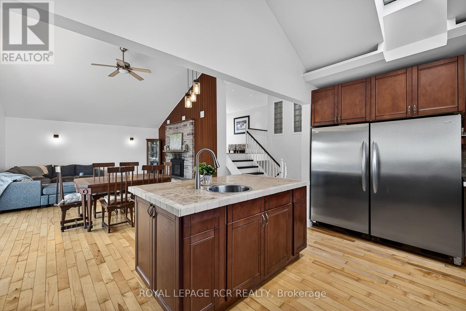 5555 Mount Albert Road, East Gwillimbury (Mt Albert), Ontario  L0G 1M0 - Photo 9 - N12638652