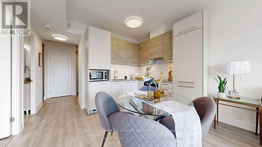 1207 - 12 Gandhi Lane, Markham (Commerce Valley), Ontario  L3T 0G8 - Photo 19 - N12638696