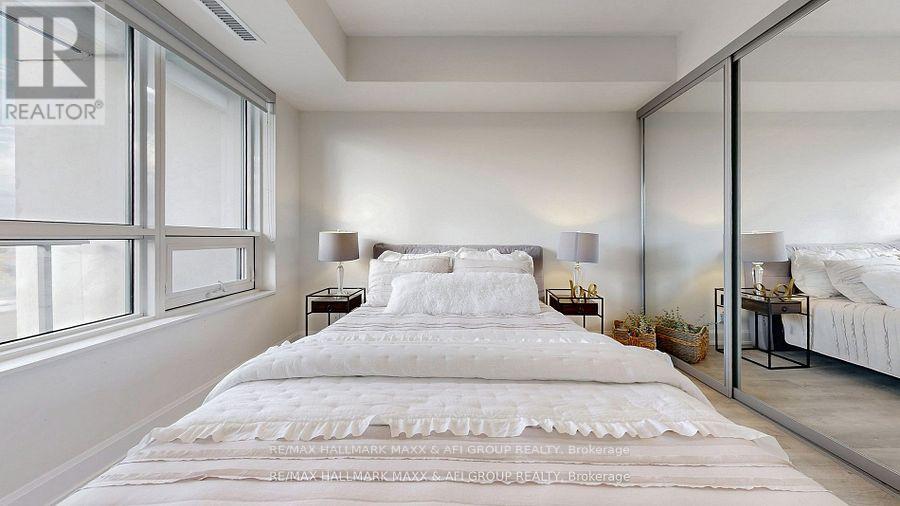 1207 - 12 Gandhi Lane, Markham (Commerce Valley), Ontario  L3T 0G8 - Photo 27 - N12638696