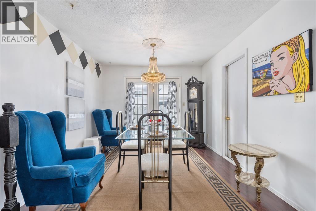 218 Oakburne Place, Sarnia, Ontario  N7S 4X3 - Photo 11 - 25031779