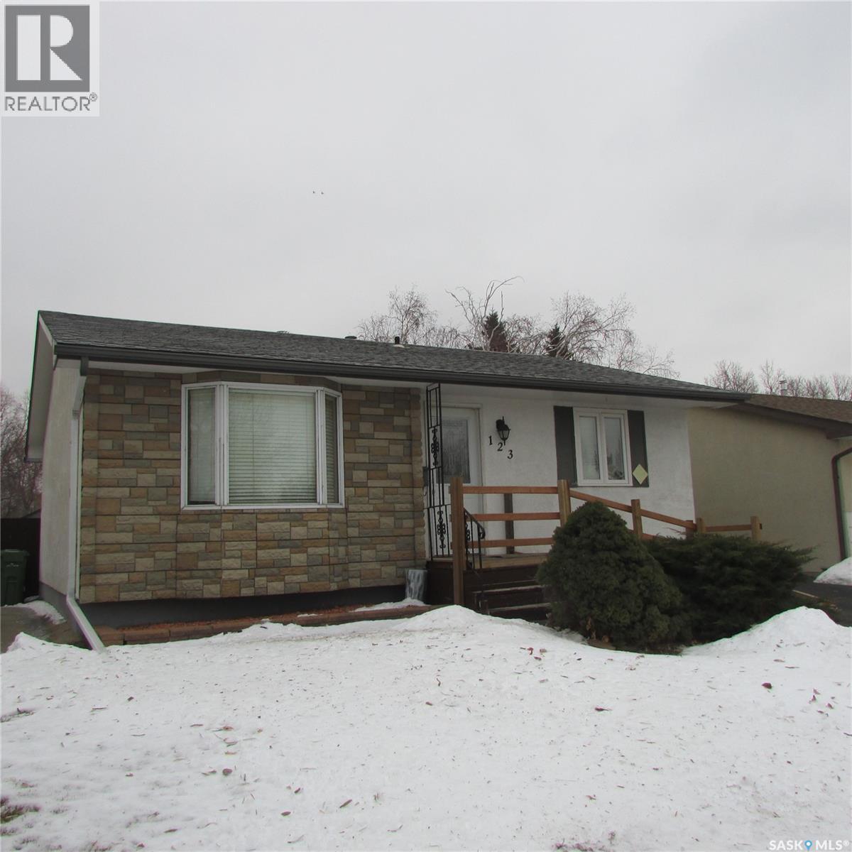 123 Bentley DRIVE, regina, Saskatchewan