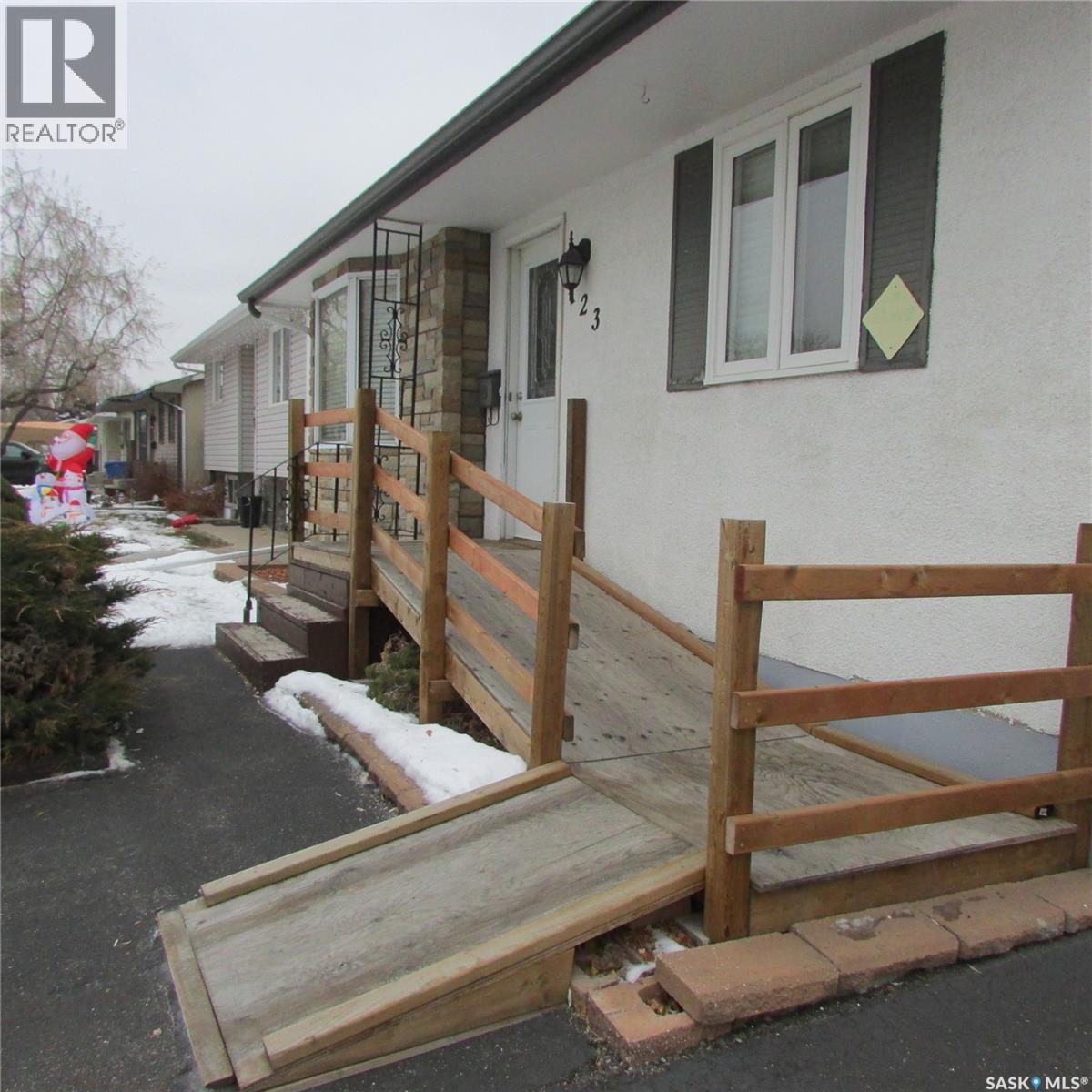 123 Bentley Drive, Regina, Saskatchewan  S4N 4S5 - Photo 22 - SK025735