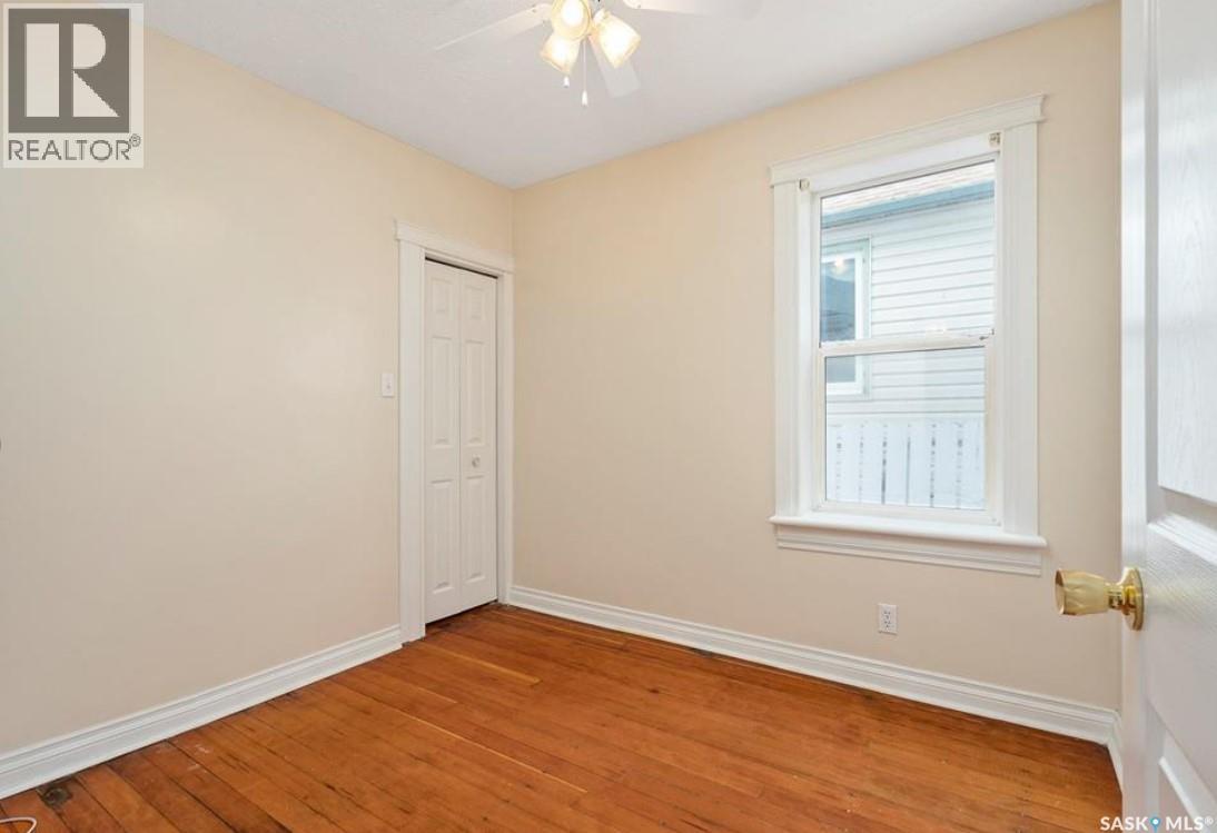 217 H Avenue S, Saskatoon, Saskatchewan  S7M 1W1 - Photo 7 - SK025734