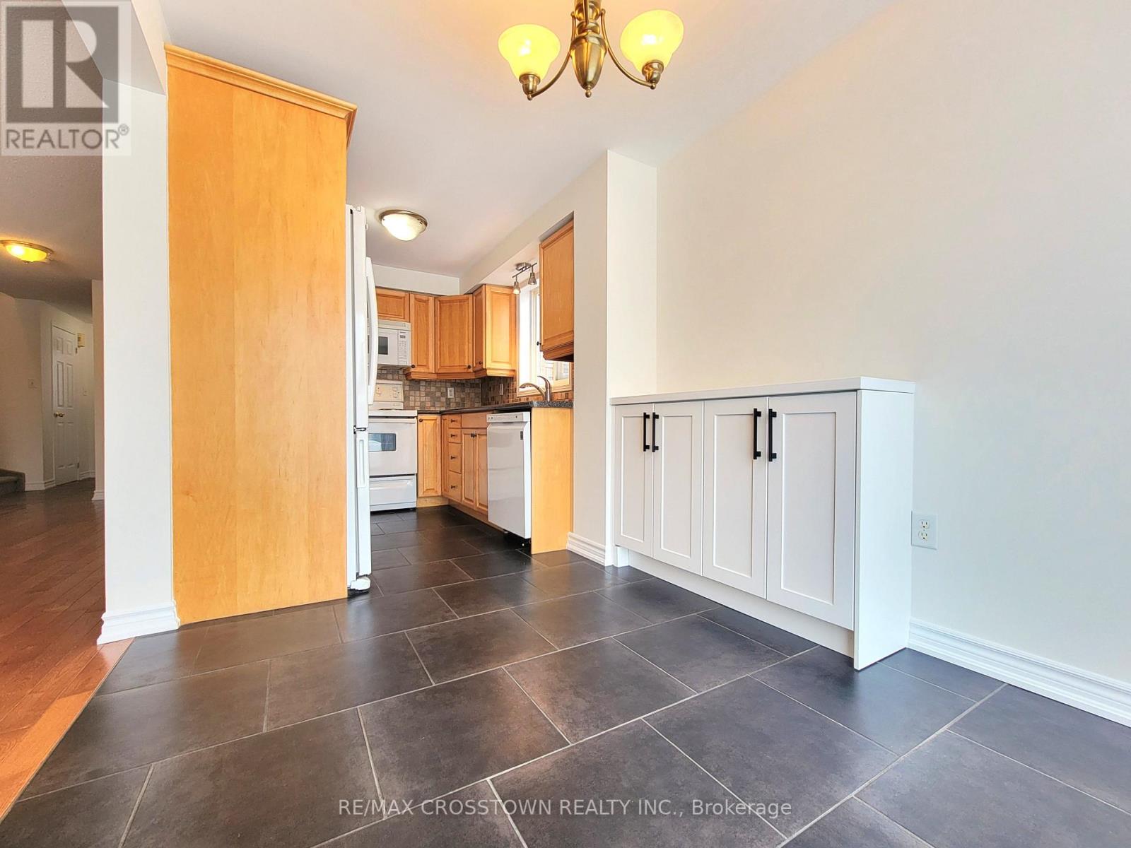 7 Addison Trail, Barrie (Georgian Drive), Ontario  L4M 7A7 - Photo 13 - S12638710