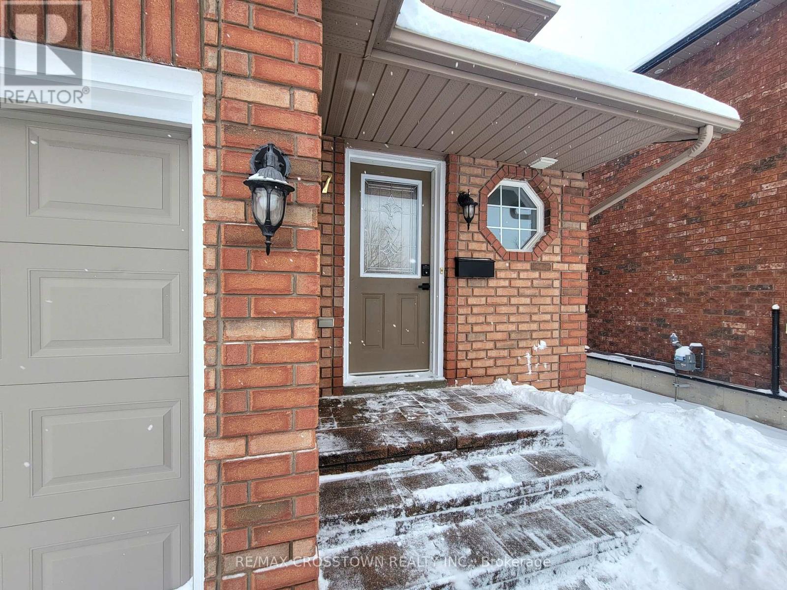 7 Addison Trail, Barrie (Georgian Drive), Ontario  L4M 7A7 - Photo 3 - S12638710