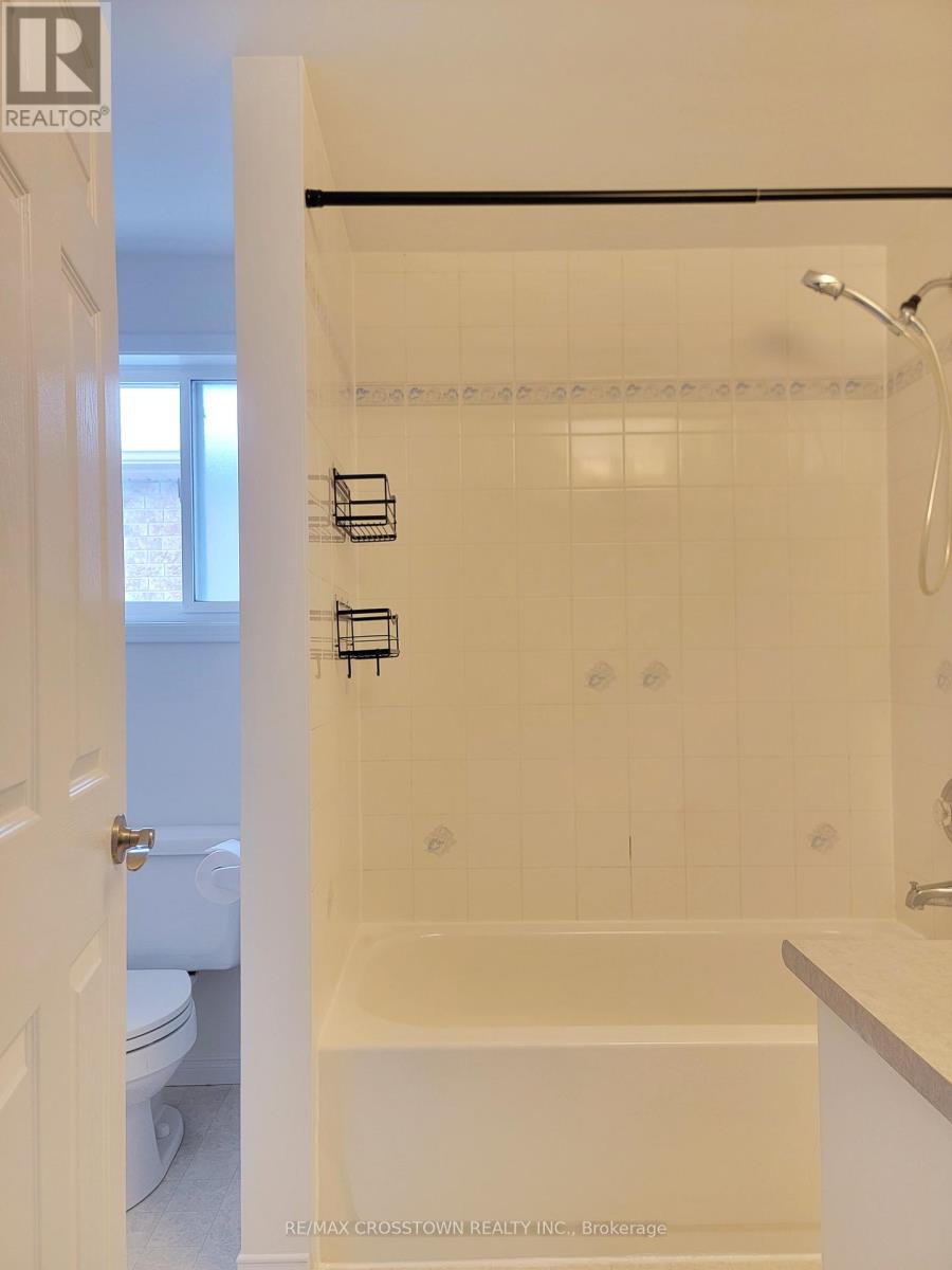 7 Addison Trail, Barrie (Georgian Drive), Ontario  L4M 7A7 - Photo 32 - S12638710